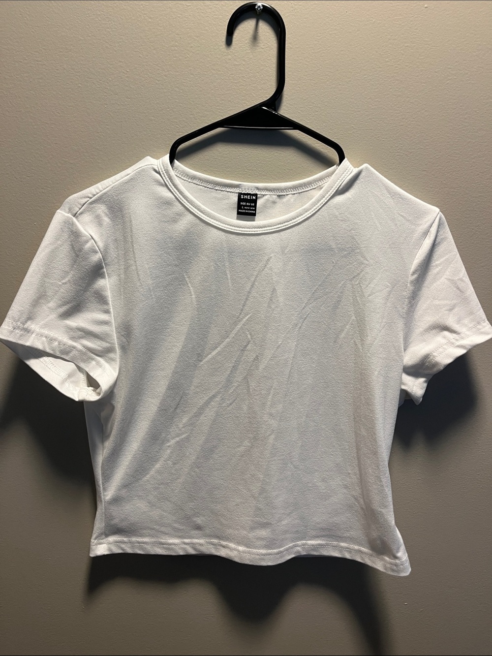 SHEIN White Short Sleeve Cropped Tee Top
